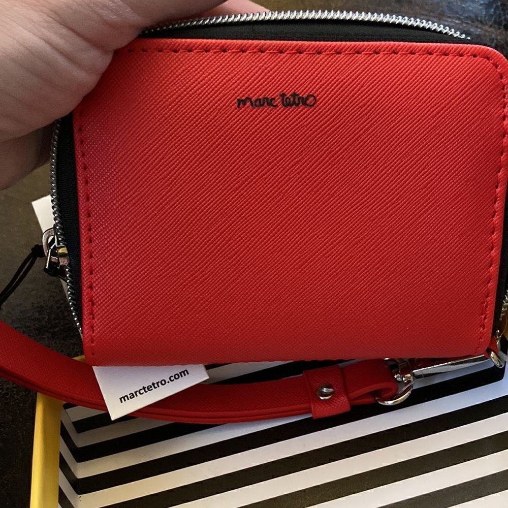 Marc Tetro Zip Wallet - Picture 5 of 7